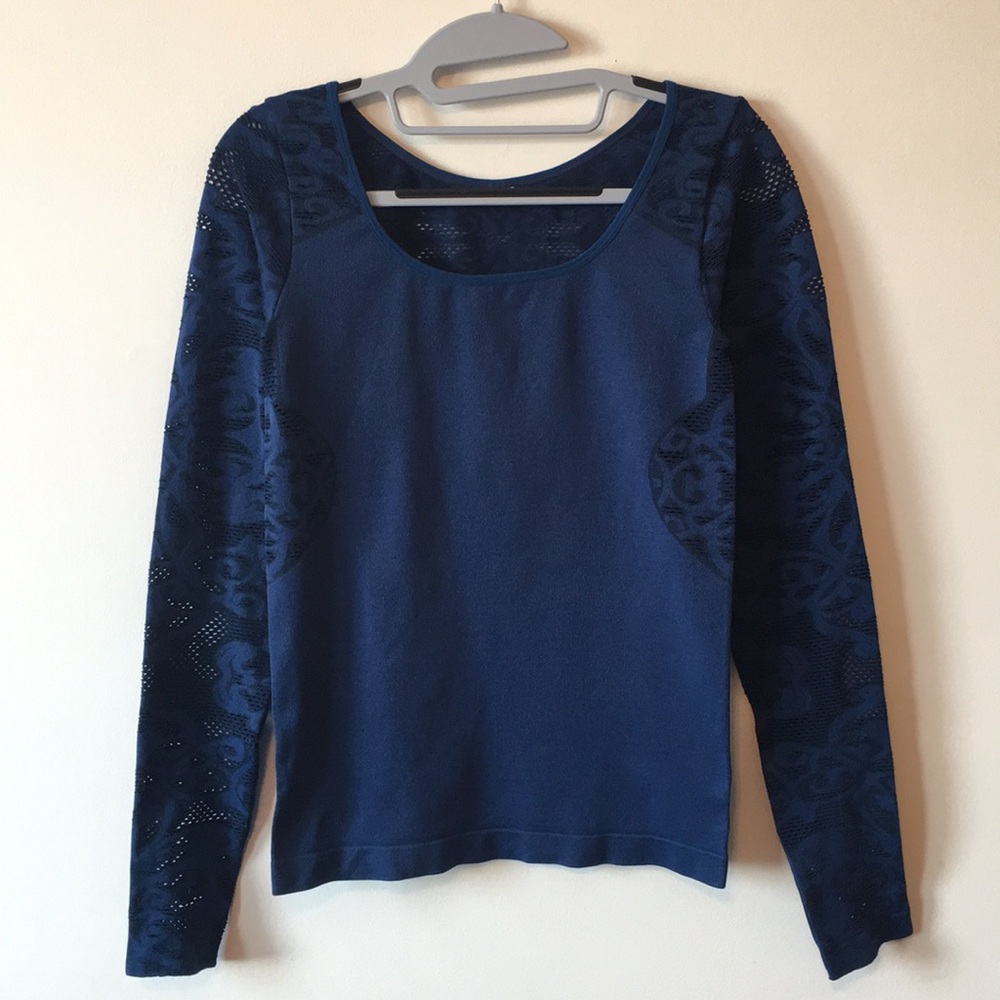 Stretchy Long Sleeve Top with Lace arms/back